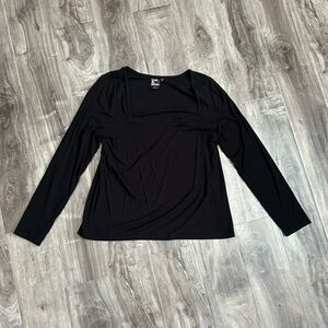 REITMANS square neckline black long sleeve top